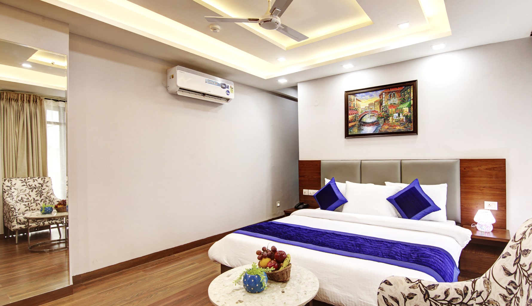 Hotels in New Delhi near Apollo Hospital